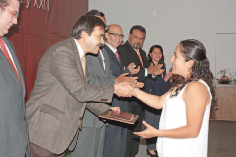 Reconoce la SEP a docentes de cada nivel educativo