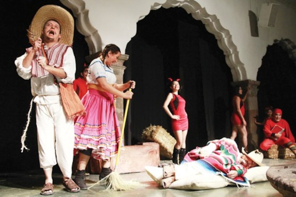 Pastorelas continúan en los escenarios 