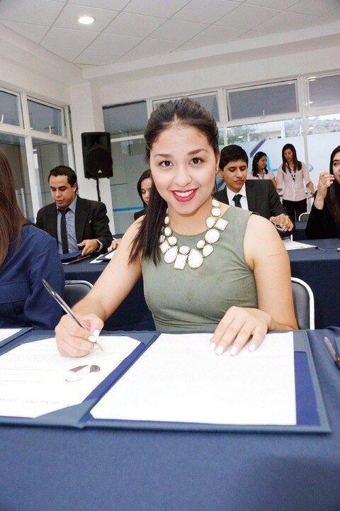 Firma de títulos de carreras