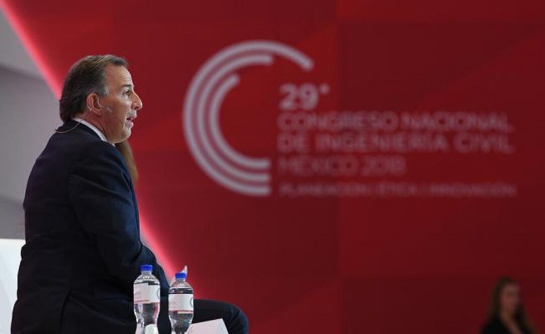 José Antonio Meade asistió a un foro organizado por ingenieros civiles. /Especial