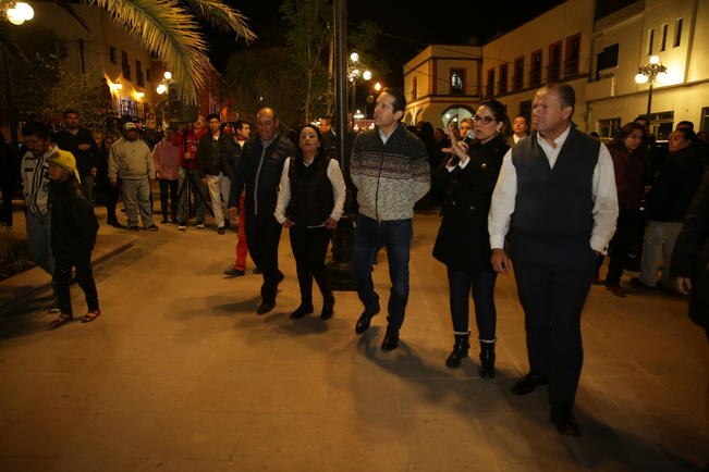 Inauguran remodelación  del Centro de Amealco