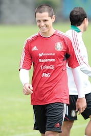 “Chicharito” quiere olvidar el mal paso 