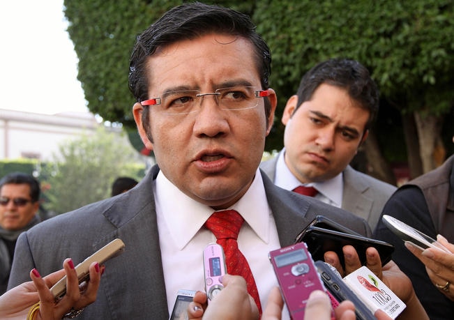 Diputados rechazan jubilar a ex titular de la USEBEQ