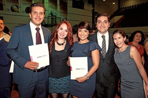 Se despiden de su alma máter