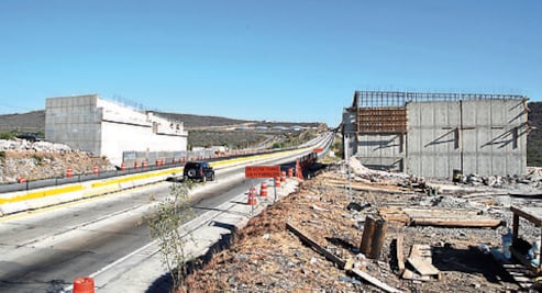 SCT ejerció 731 mdp en obras este año