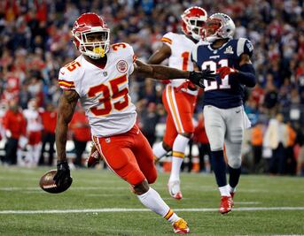  Chiefs baja de la nube a Patriots