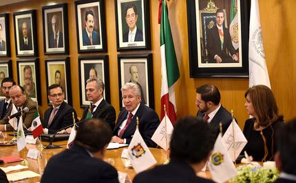 Ruiz Esparza admite errores en Paso Exprés