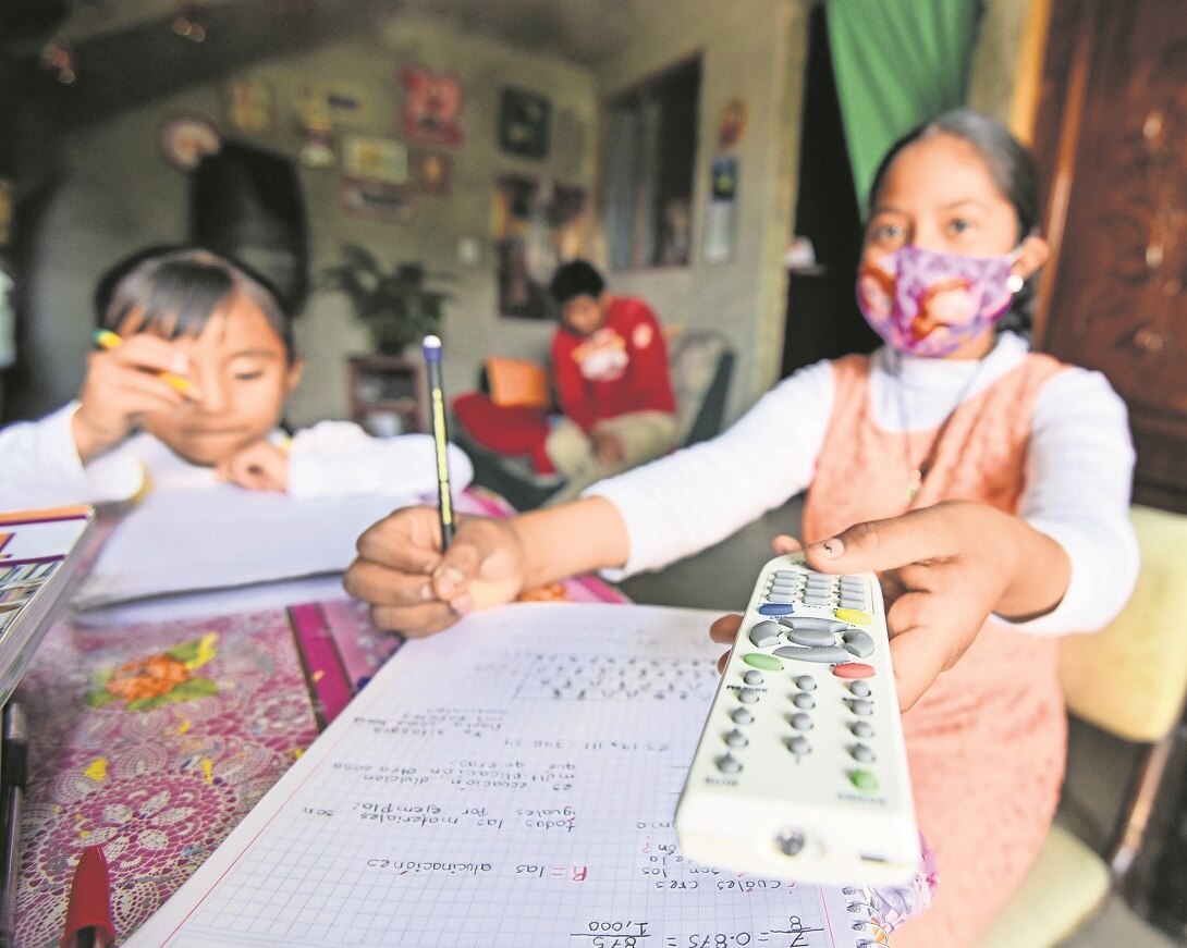 Querétaro continuará con clases desde casa