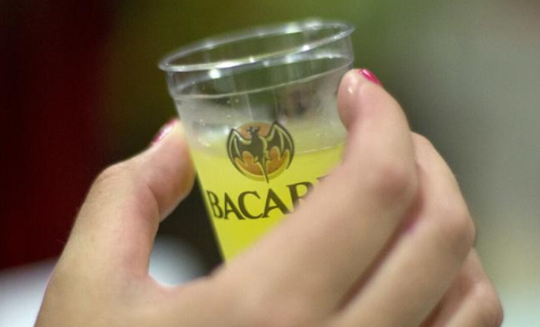 Ante Covid-19, Bacardí apoya en la fabricación de desinfectante de manos