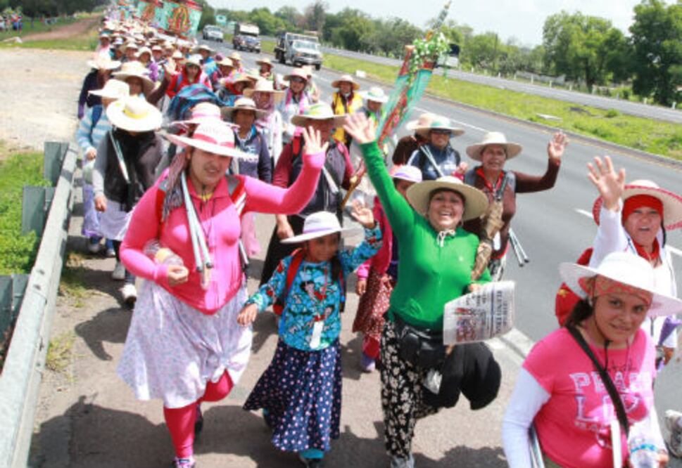 Vicios causa de pobreza: párroco