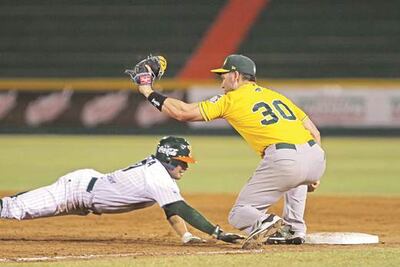 Pega duro a Scott despido de su amigo 