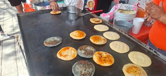 Destaca la gastronomía queretana en Festival del Nopal, el Pulque y la Gordita de Colón