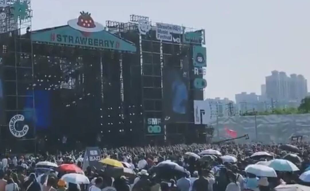 ¿Cuál Covid? Miles participan en festival musical en Wuhan, sin cubrebocas