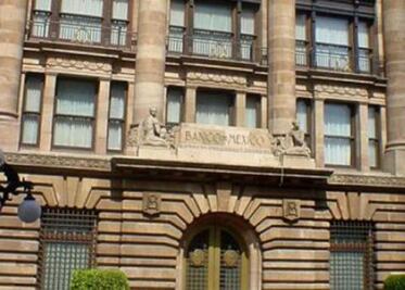 Reformas fortalecen al peso