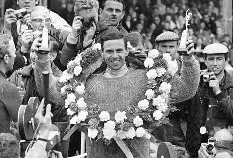 A 7 días. Clark triunfó de nuevo