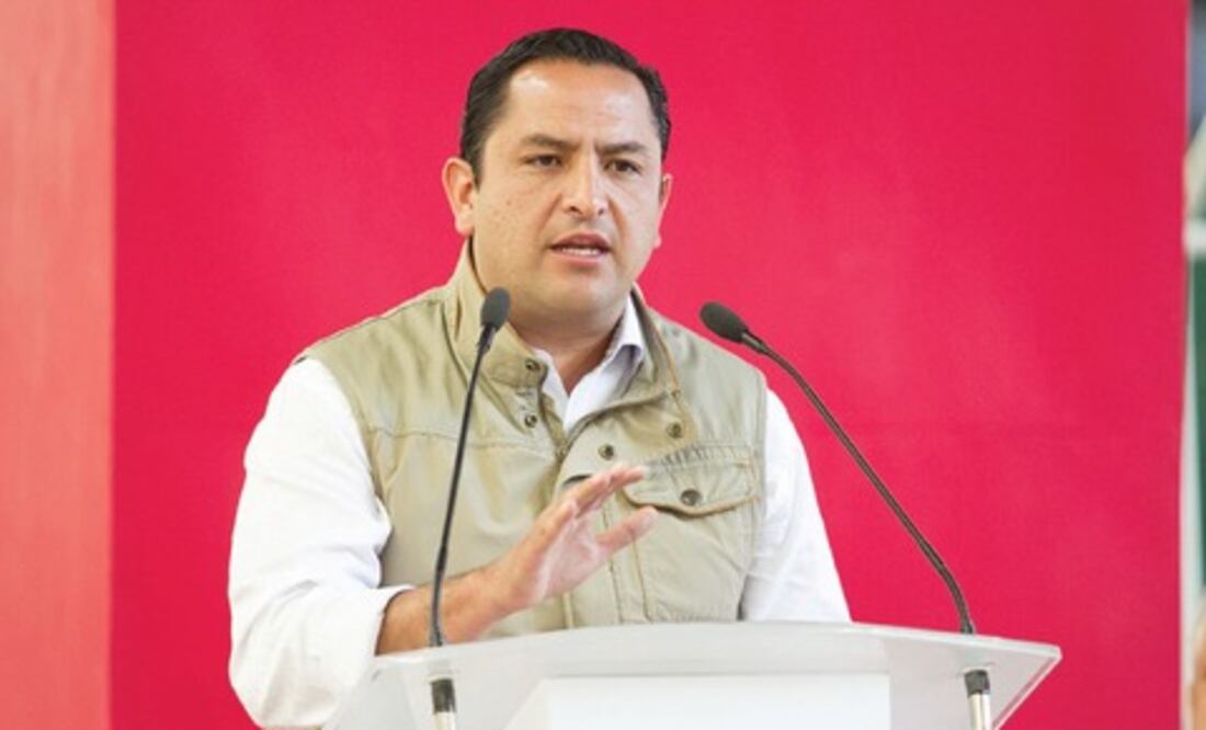 Pineda califica con 8 su administración