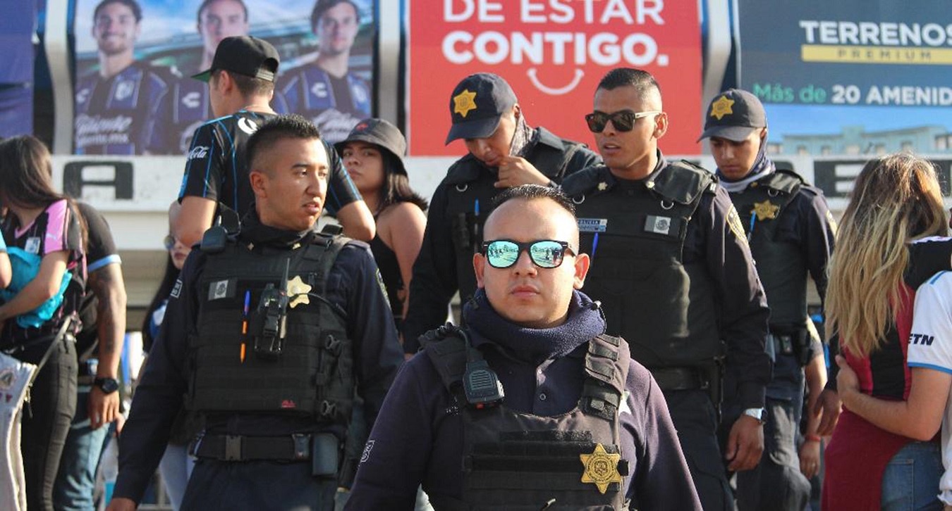 Detienen a 15 personas en partido de Gallos