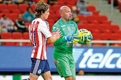 Fierro es castigado; Chivas pide revisión
