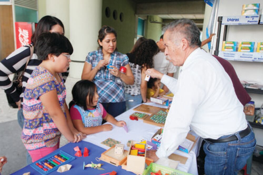Acercan la lectura a los niños y jóvenes del estado