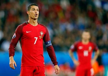 Satirizan a los lusos