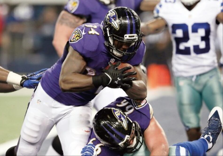  Los Cuervos  le aletean en la cara a Vaqueros