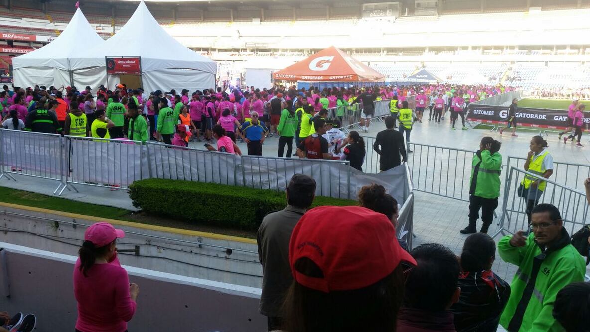 Más de 15 mil atletas participaron en el Rock and Roll Querétaro Maratón