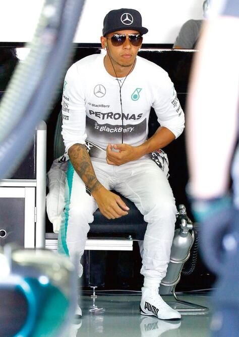 Hamilton supera a Rosberg... en prácticas