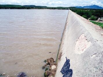 Revisan  presas en Tequisquiapan 
