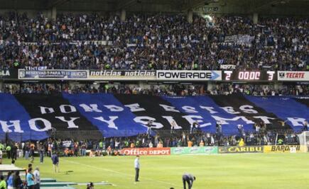 Gallos se salva en el puerto