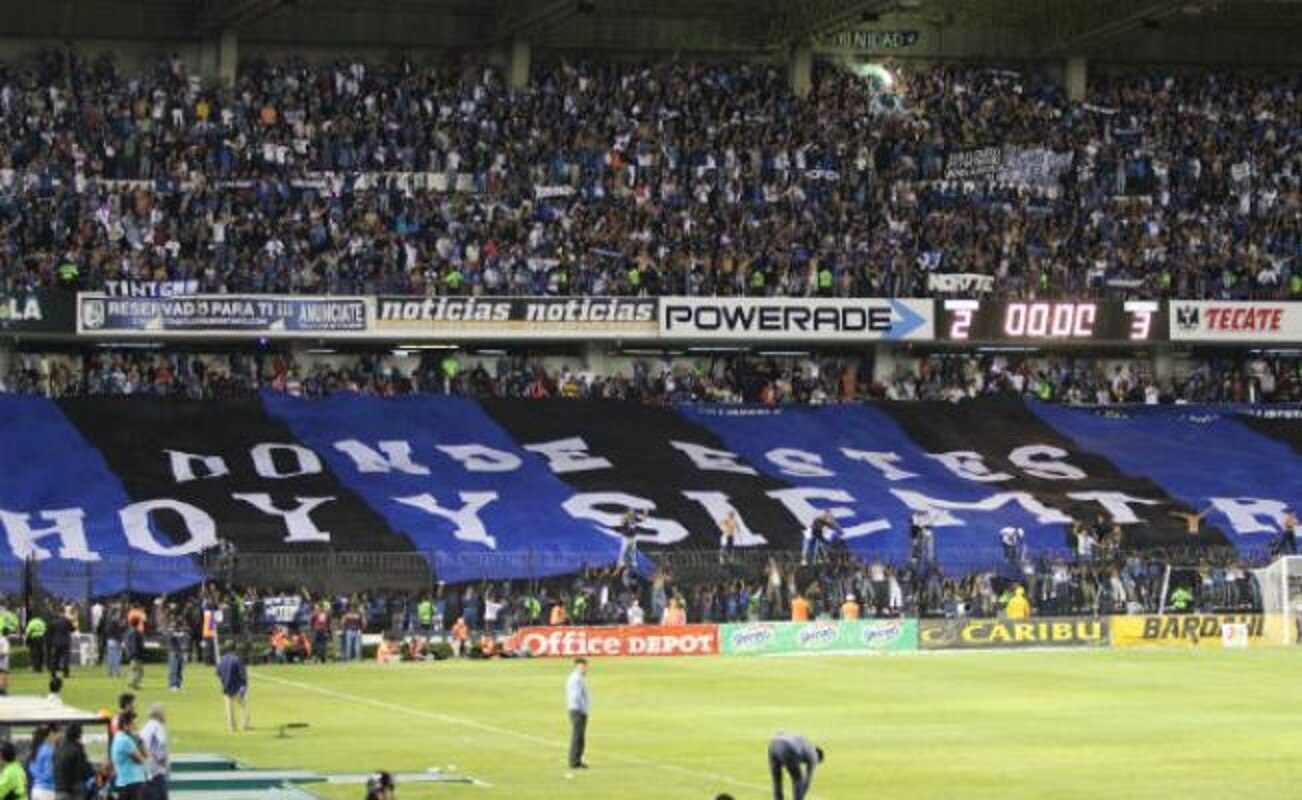 Gallos se salva en el puerto