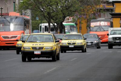 Buscan mejorar la seguridad en todos los taxis