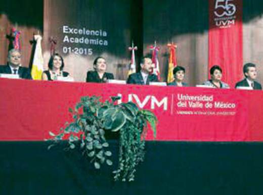 Distinguen a profesores y alumnos por su compromiso