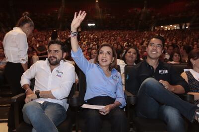 Con engaños llevan a maestros a un evento con candidatos panistas