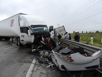 Accidente colapsa la circulación en carretera 57