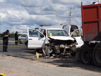 Un muerto y dos heridos tras fuerte choque en la Carretera Estatal 100