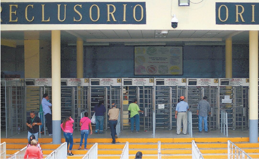 Reforzarán vigilancia tras hallazgo de cabezas humanas cerca del Reclusorio Oriente