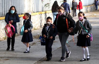 Descarta gobernador regreso de Querétaro al Escenario B; habrá clases presenciales