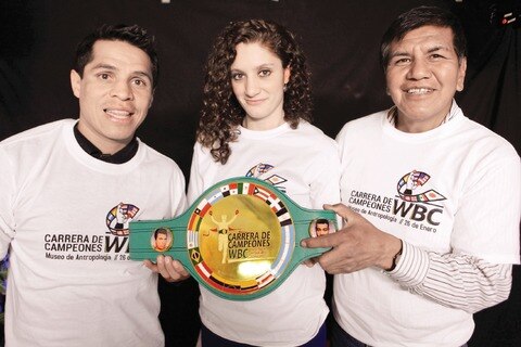 Cuando las piernas suplen a los puños 