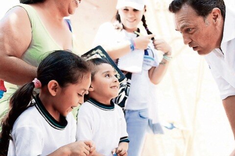 Acepta Kuri invitación de sector empresarial