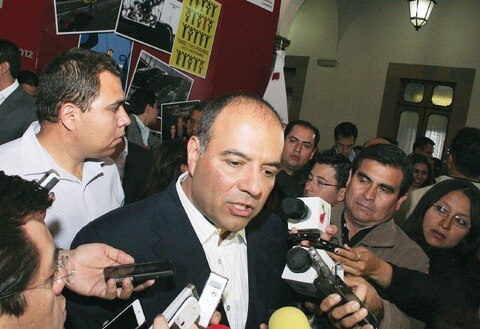 Avalan proyecto de tren