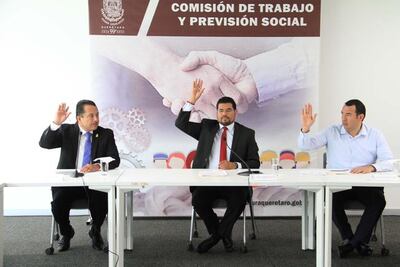 Hay en Congreso 44 amparos de trabajadores del estado