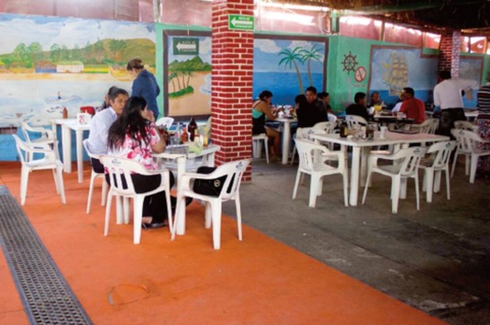 Cierran negocios de alcohol en SJR