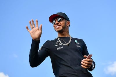 Hamilton busca rebase sobre Vettel