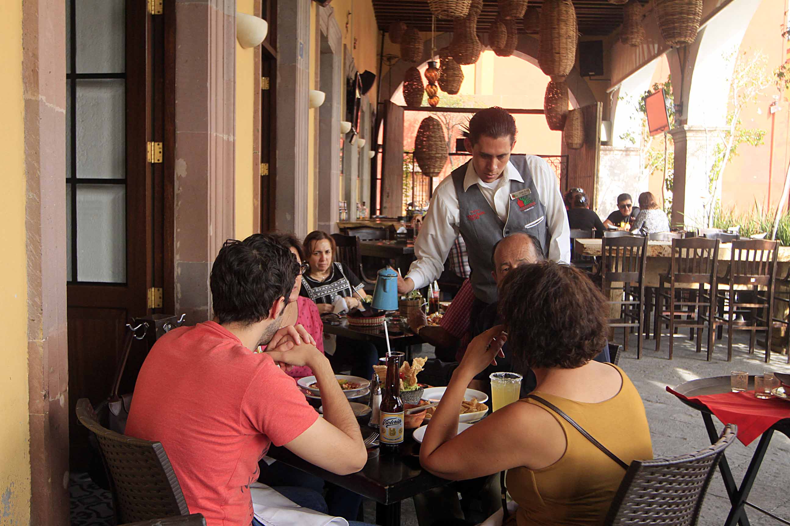 Restaurantes piden a Seguridad Ciudadana conectar sus cámaras al C5 