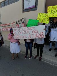 Mujeres indígenas señalan a candidato de Morena de "acosador"