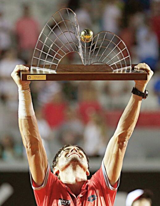 Ferrer gana en Río y corre hacia Acapulco