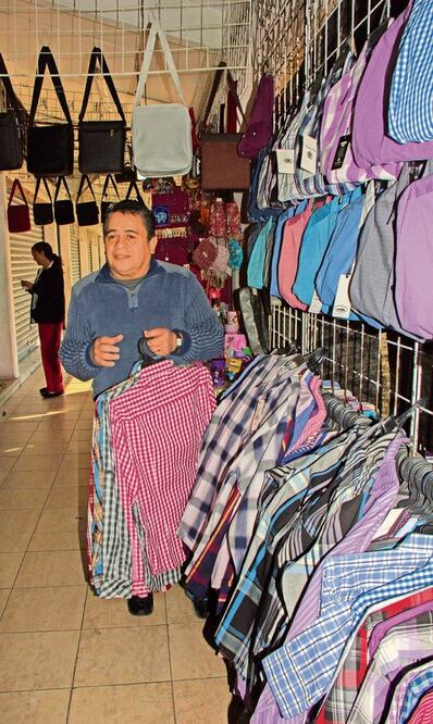 Pugnan por control de mercado de La Cruz