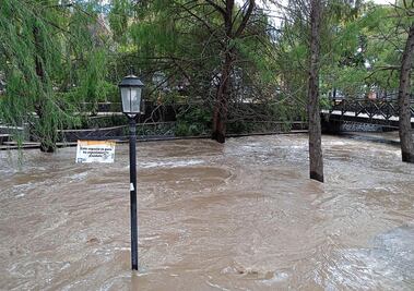 También crece el cauce del río Querétaro