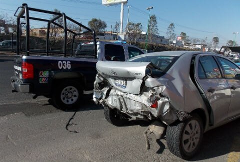 Fuerte choque en Bernardo Quintana