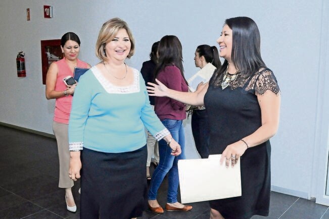 Presenta Hinojosa iniciativa de ley de protección animal